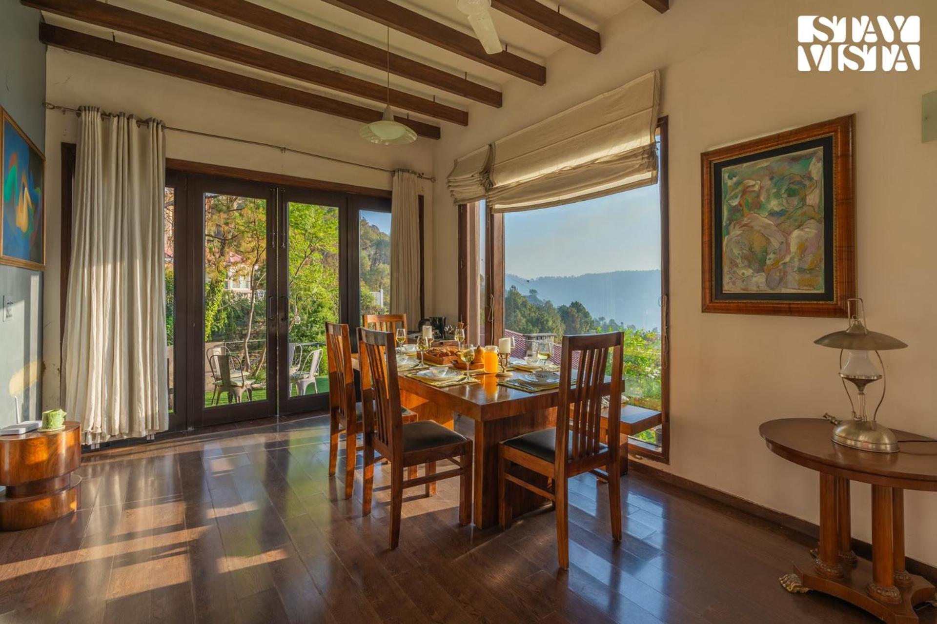 Stayvista At Hillcrest Villa With Valley View, Bonfire And Heater Kasauli Exterior photo